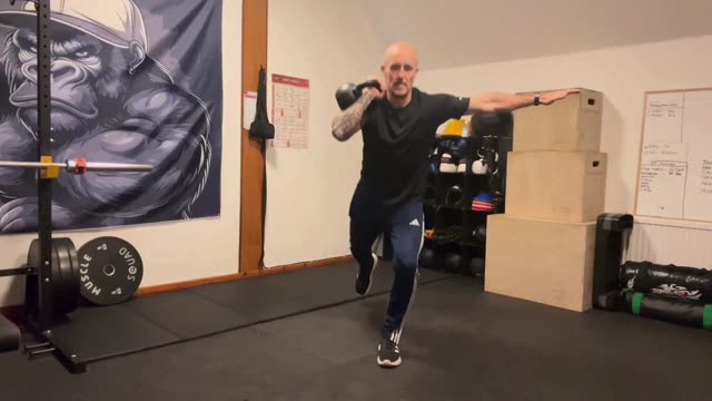Kettlebell front rack reverse lunge