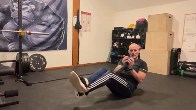 Kettlebell Russian twist