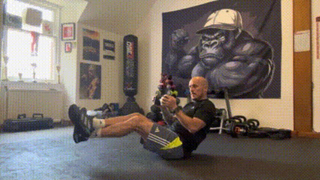 Dumbbell Russian twists